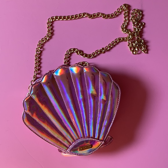 Skinny dip Pink Holographic Shell Crossbody Bag - Picture 2 of 5